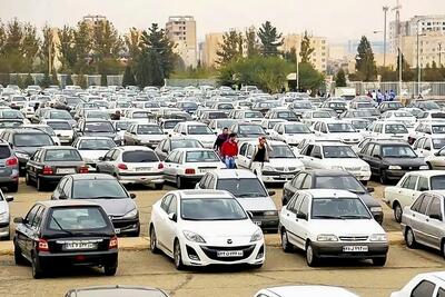 قیمت دلار چه تاثیری بر بازار خودرو داشته است؟