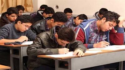 نگرانی دانش آموزان گوهردشت کرج از کمبود کتاب درسی در برخی از هنرستان‌ها