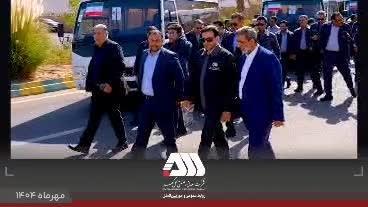 نوسازی ناوگان حمل و نقل کارکنان منطقه گل گهر  با هدف حفظ ایمنی کارکنان و کاهش حوادث جاده ای /ویدئو