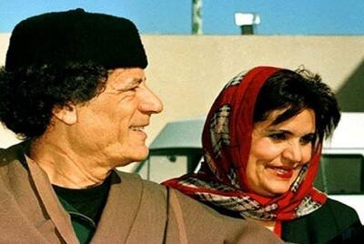 چهره متفاوت معمر قذافی و همسرش ۵۶ سال پیش با پوشش اروپایی