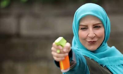 تاریخ وبگردی | تغییر چهره مرجانه گلچین در 55 سالگی ! / شاداب تر و جوانتر در میدان تجریش تهران !