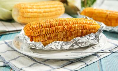 طرز تهیه بلال در فر با فویل؛ ساده و خوشمزه