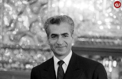 عکس/ چهره متفاوت محمدرضا پهلوی با سبیل قیطونی ۸۴ سال پیش در کنار خانواده | اقتصاد24