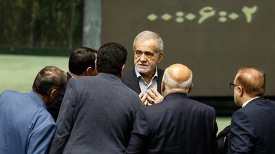 تیم اقتصادی دولت پزشکیان و تعارض درونی؛ فرزین وزیر اقتصادی بدون وزارتخانه/ قدرتمندترین فرد اقتصادی دولت پزشکیان کیست؟ | اقتصاد24