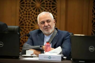 ظریف:  می‌شود هم آمریکا را شکست داد و هم در داخل آمریکا کار کرد به شرطی که خودمان را باور کنیم؛ ما همه چیز را باور داریم غیر از دیپلماسی را