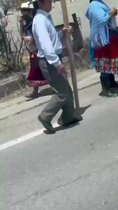 حمله مسلحانه و پرتاب سنگ به خودروی رئیس‌جمهور اکوادور