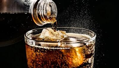 هشدار: این مدل نوشابه خطر کبد چرب را تا ۶۰ درصد بالا می‌برد!