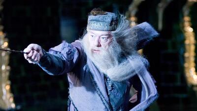 تصاویر جدیدی از سریال Harry Potter لو رفت | اولین نگاه به جان لیثگو در نقش دامبلدور - گیمفا