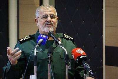 سرلشکر پاکپور: هرگونه خطای دشمنان در خلیج فارس با پاسخی کوبنده مواجه می‌شود