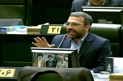 محمودی: برخی دوست دارند طرح ملی هوش مصنوعی موفقیتی که باید را به دست نیاورد