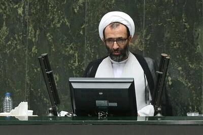 سلیمی: رئیس جمهور فرمانده‌ای واحد برای تیم اقتصادی مشخص کند