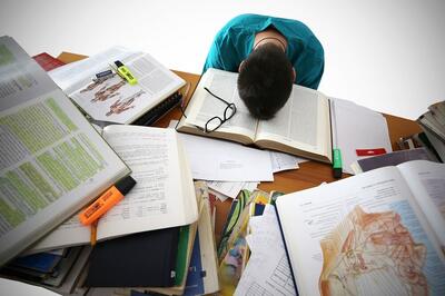 استرس مزمن و فرسودگی دانشجویان