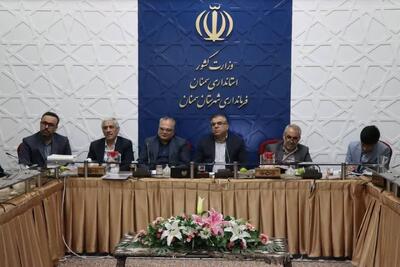 نشست هم‌اندیشی توسعه سیاسی و اجتماعی در سمنان؛ تأکید بر نقش احزاب، نخبگان و گفت‌وگو در مسیر وحدت و نشاط سیاسی