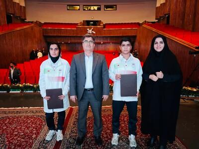 مدال‌آوران بوشهری در مسابقات جهانی دانش‌آموزی تجلیل شدند