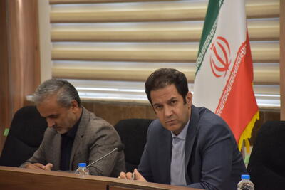 زهی: سرمایه‌گذاری و اعتماد دو بال توسعه اقتصادی است