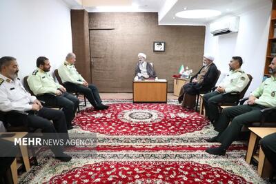 امام جمعه سمنان خطاب به نیروی انتظامی: «امنیت» میراث شجاعت شماست