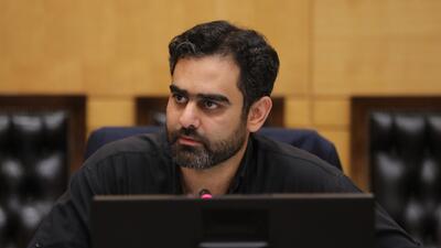 ببینید| حمله ثابتی به باهنر: معلوم نیست هنر و خروجی شما چه بوده!