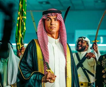 رونالدو اولین فوتبالیست میلیاردر تاریخ شد