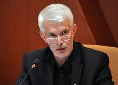 واکنش معاون وزیر به مقایسه فوتبال و کشتی!