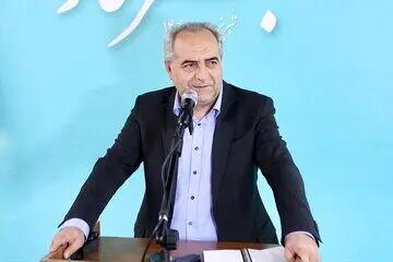 ترکی صحبت کردن استاندار آذربایجان شرقی در جلسه رسمی حاشیه ساز شد