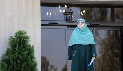روزنامه اصلاح‌طلب به خانم سخنگو: هرکس بود حالش به هم می‌خورد