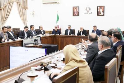 عارف: باید مطالبات روستاییان را برآورده کنیم