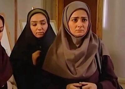 تاریخ وبگردی | ژست جذاب بیتا سحرخیز بازیگر سریال ترانه مادری در 42 سالگی