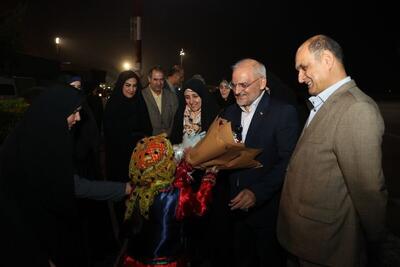 بامداد امروز ؛رئیس دفتر و معاون امور زنان و خانواده رئیس جمهور وارد رشت شدند