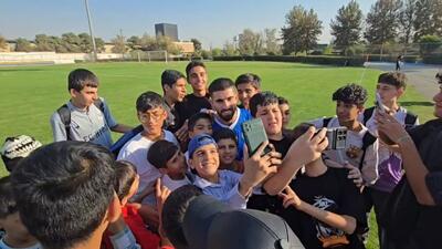 بازار داغ سلفی با علیرضا کوشکی و محمدامین کاظمیان در حاشیه شهرآورد کودکان کار