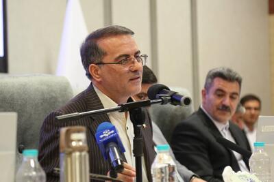 تبدیل وضعیت ۲۲۰ هزار نفر از ایثارگران انجام شده است