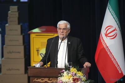 عارف: خصوصی‌سازی سلیقه دولت نیست، در متن انقلاب است - پیوست