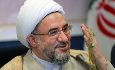 اراکی: هیچ کس نمی‌تواند به سلیقه شخصی در ملک عمومی حاضر شود!