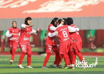 عکس| پوستر خاص باشگاه پرسپولیس برای ال‌کلاسیکو زنانه