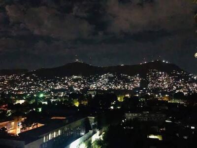 حمله هوایی در کابل | منابع خبری از انفجار یک خودروی لندکروزر در نقطه استراتژیک شهر کابل خبر می‌دهند (۱۷ مهر ۱۴۰۴)