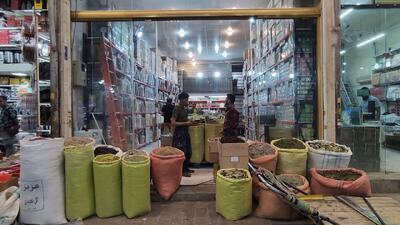 عطاری‌ها حق ورود به درمان و فروش داروهای ترکیبی ندارند + فیلم