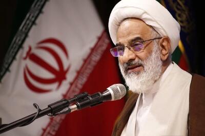نماینده ولی فقیه در سپاه: آمریکا و اسراییل طبق آیات قرآن، روایات و تاریخ، تسلیم محض ما را می‌خواهند / آمریکا خیال تسلیم شدن ایران را به‌ گور خواهد برد