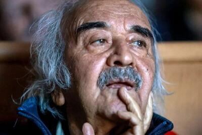 شفیعی کدکنی: همه موظفیم از فرهنگ ایرانی پاسداری کنیم چنانکه ایرج افشار کرد