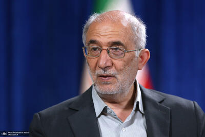 حسین علایی: غنائم دشمن، سپاه را مجهز کرد