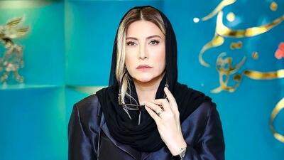 میز رنگارنگ و ایتالیایی فریبا نادری همراه با مادر و برادر جنتلمنش در یک رستوران باکلاس/ پیتزا و موهیتو با دیزاین شیک+عکس