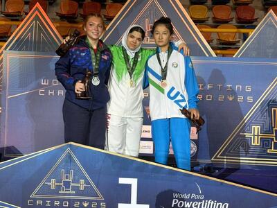 عطیه سادات حسینی؛ اولین طلایی تاریخ پاراوزنه‌ برداری بانوان ایران در جهان