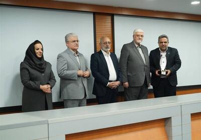 بیمه پاسارگاد موفق به دریافت تندیس بلورین سطح 1 هشتمین دوره «جایزه بین‌المللی مدیریت دانشی KM4D» شد - تسنیم