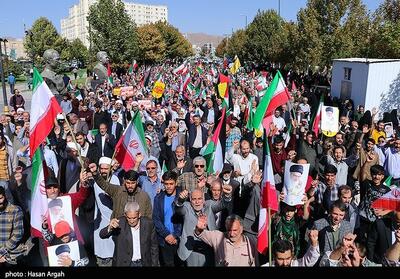حضور پرشور مردم زنجان در راهپیمایی بشارت نصر - تسنیم