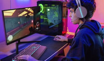 فیلیپس سریع‌ترین مانیتور گیمینگ Esports با نرخ ۳۰۰ هرتز را معرفی کرد + تصویر