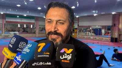 افلاکی: قهرمان المپیک تکواندو ماهی پانزده میلیون حقوق می گیرد!