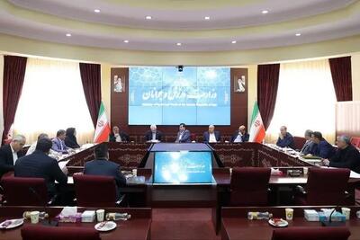 مربیان خارجی در صف بررسی؛ رزومه‌ها روی میز وزیر ورزش
