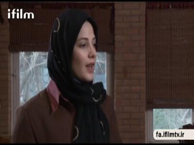 کنایه «پرانتز باز» به نیمه کاره ماندن تیتراژها