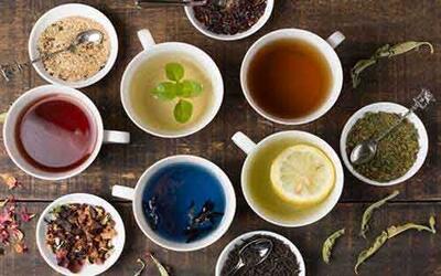دمنوش سیب و دارچین برای سرماخوردگی | روش تهیه آسان در خانه + ۵ فواید درمانی شگفت‌انگیز | همین حالا امتحان کنید!