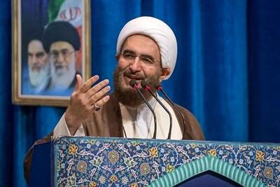 آقای حاج علی اکبری! فقط شما حرف بزنید، بقیه  زبان شان را ببندند؟