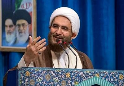 آقای حاج علی‌اکبری! فقط شما حرف بزنید؟