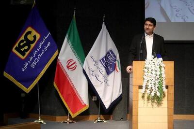 وزیر ارتباطات: فیبرنوری در کشور توسعه می یابد